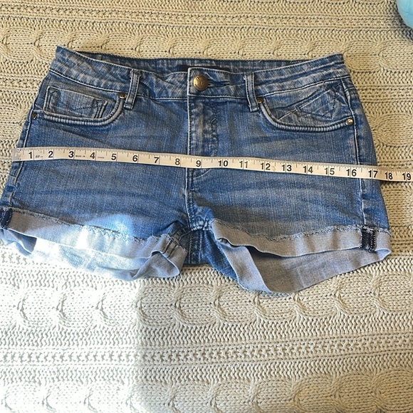 Vigoss denim shorts good used condition no major flaws size 29 - Picture 10 of 11